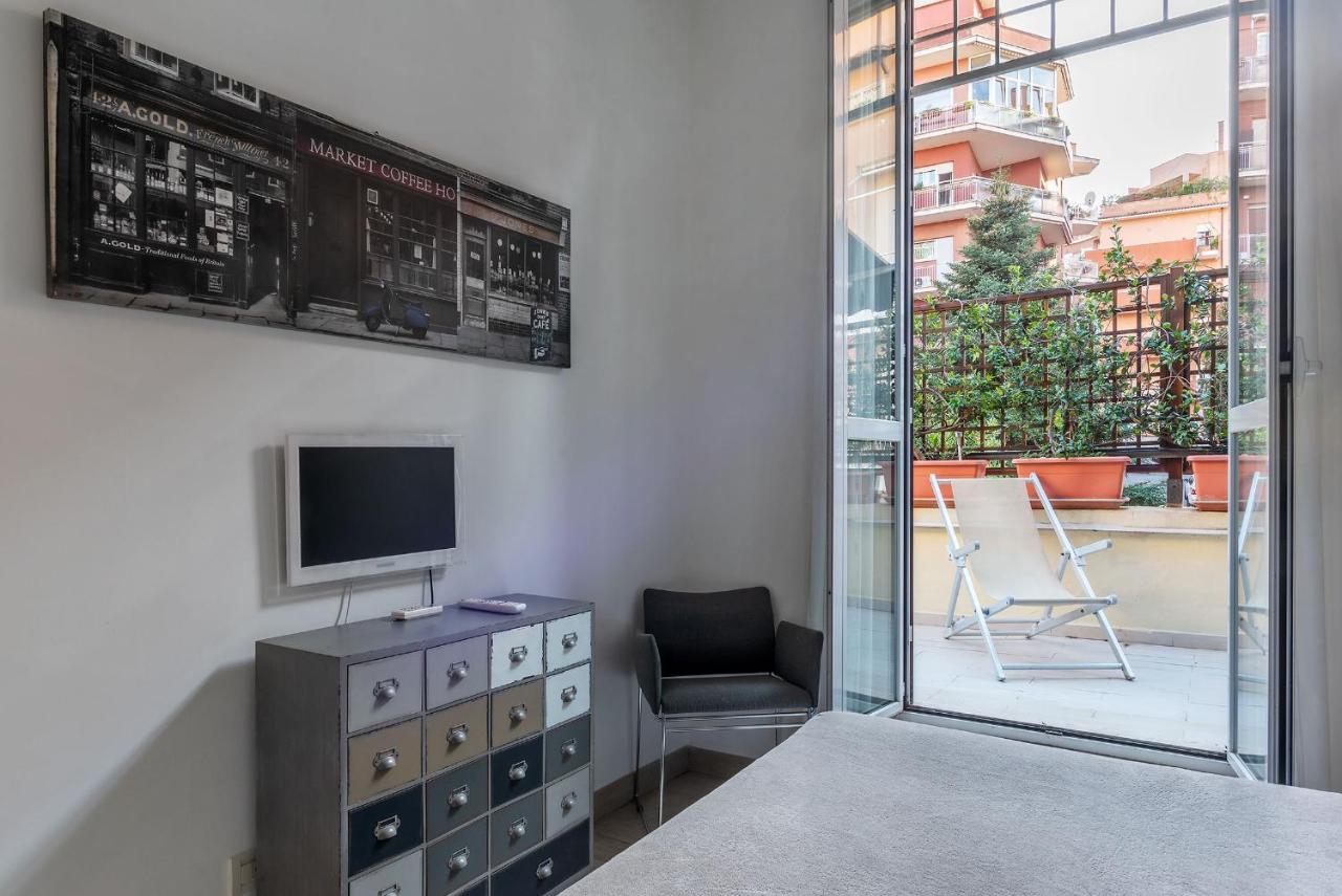 House & The City - Apartments In Рим Екстериор снимка